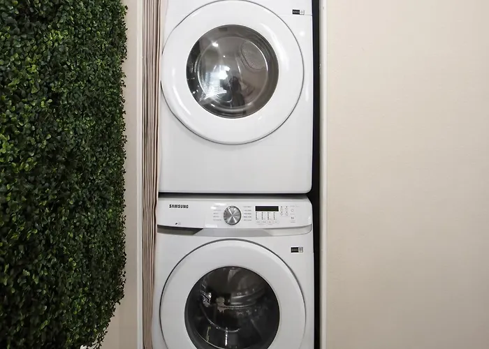 Holiday home Stylish Lemon 2br And 3ba Townhouse